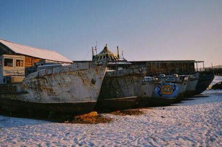 Shipwrecks - Shipwrecks n Snow