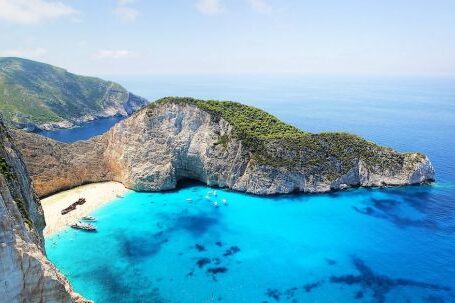 Sunken Ship - Clear Blue Sea