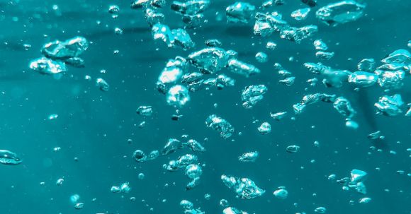 Underwater - Bubbles in Water