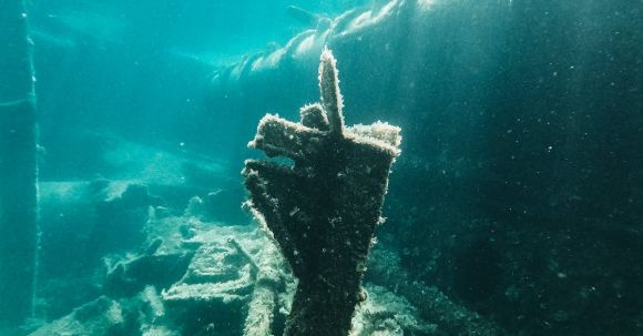 Shipwrecks For Diving - Underwater Photo of Rusty Metal Shipwreck Parts