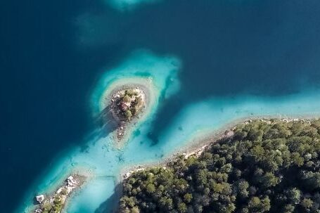 Diving Locations - Bird's-eye View of Green Islands